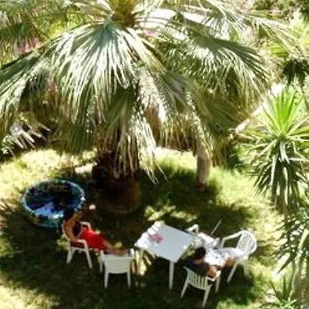 Aretoussa Maison d'hôtes Pitsidia